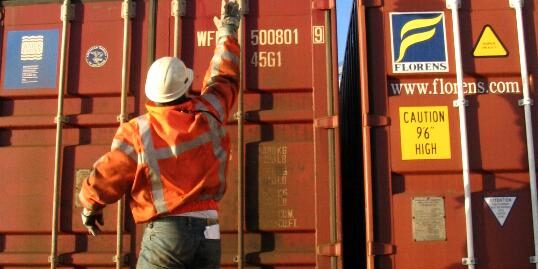 Docker Desktop: Instalar Gratis no Windows com WSL2 Docker Desktop: Instalar Gratis no Windows com WSL2